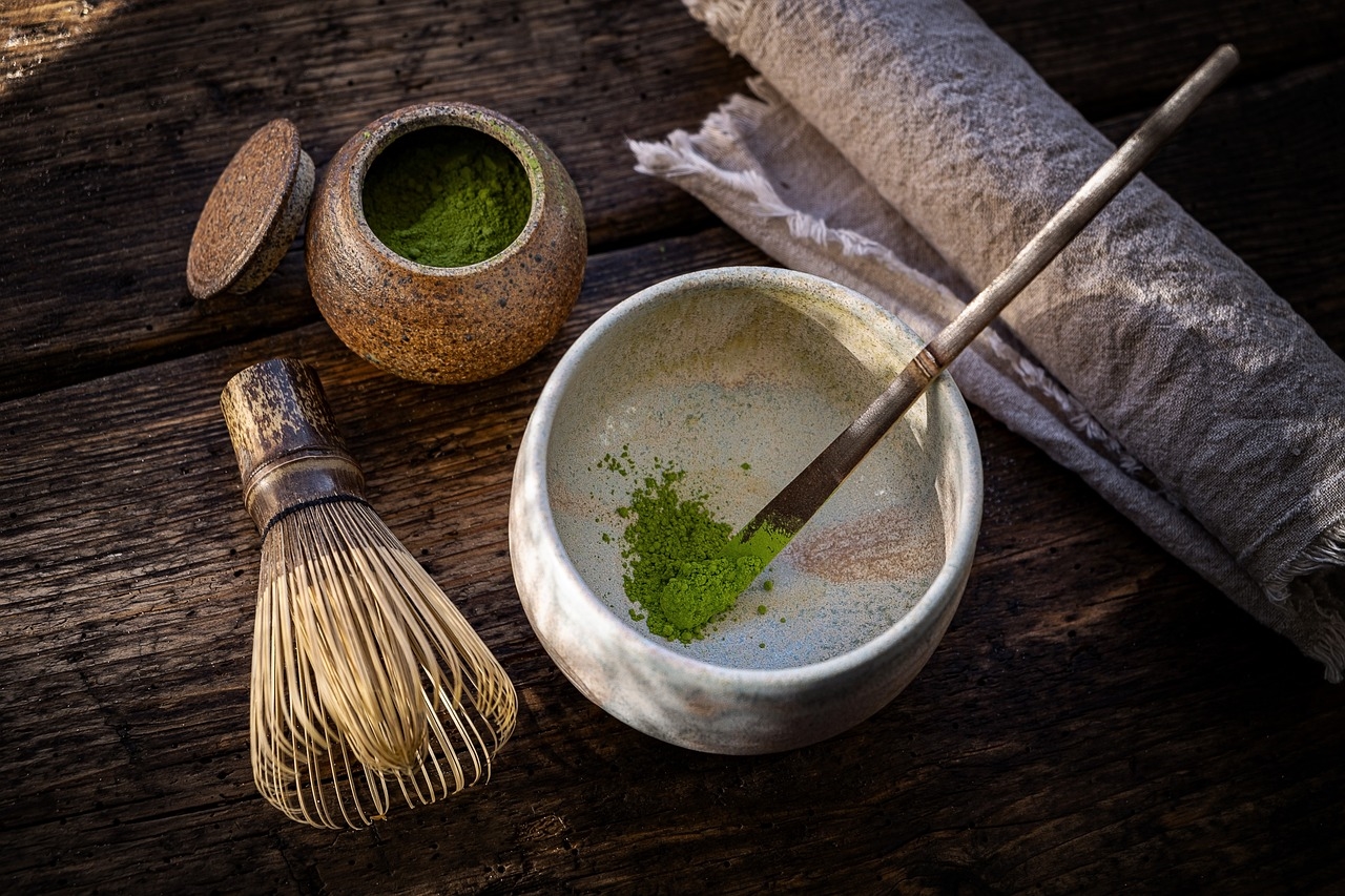 matcha latte jak zrobić
